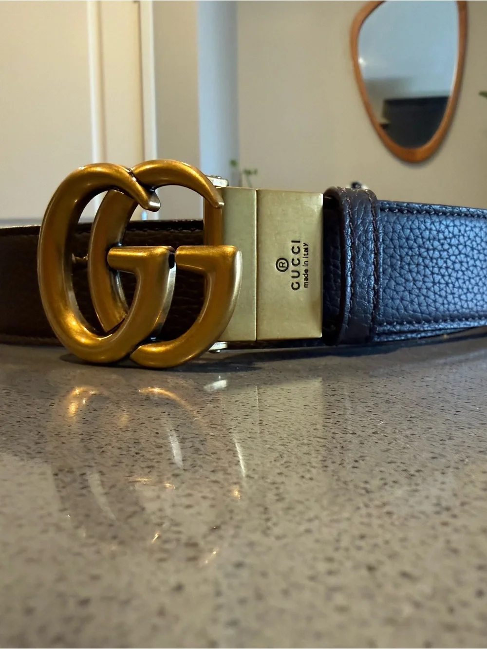 Gucci GG Brown Leather Belt with Gold Buckle - Picture 1 of 4
